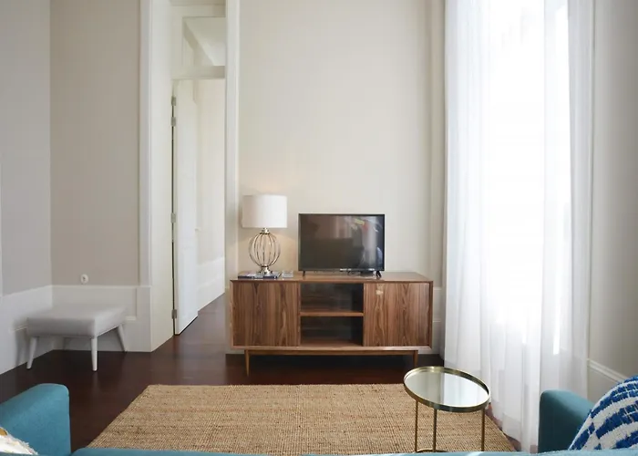 Modern And Cozy In פורטו