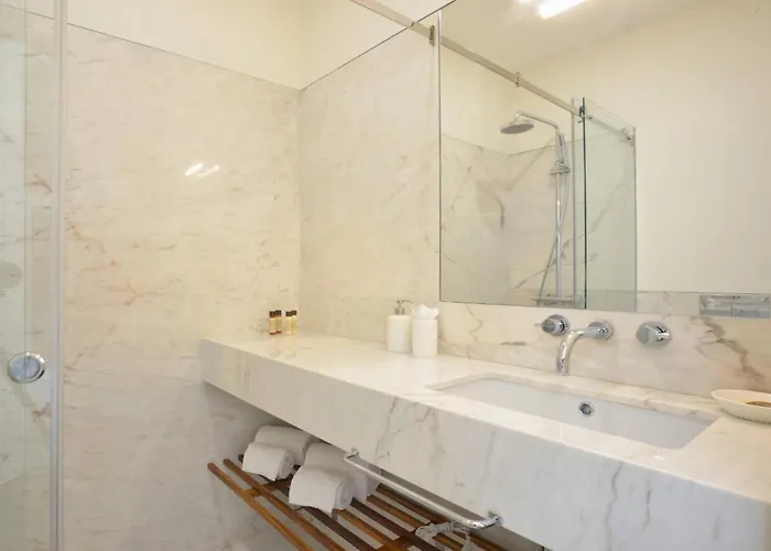 Modern And Cozy In דירה