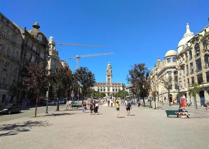 דירה Modern And Cozy In