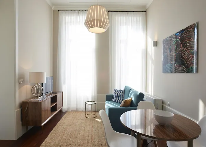 Modern And Cozy In * Oporto
