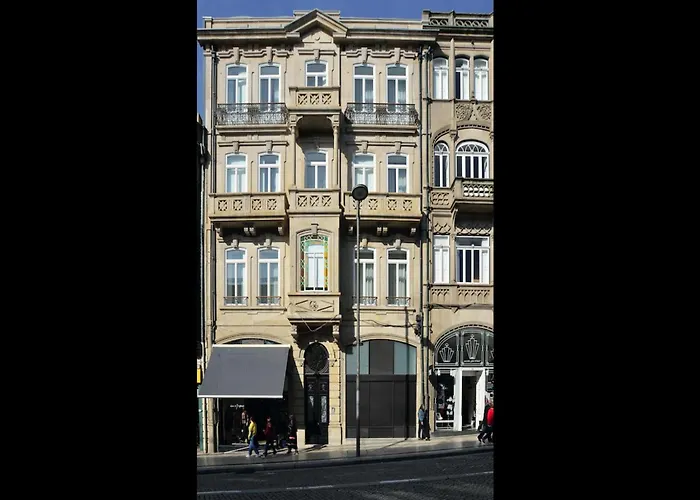 Modern And Cozy In Oporto