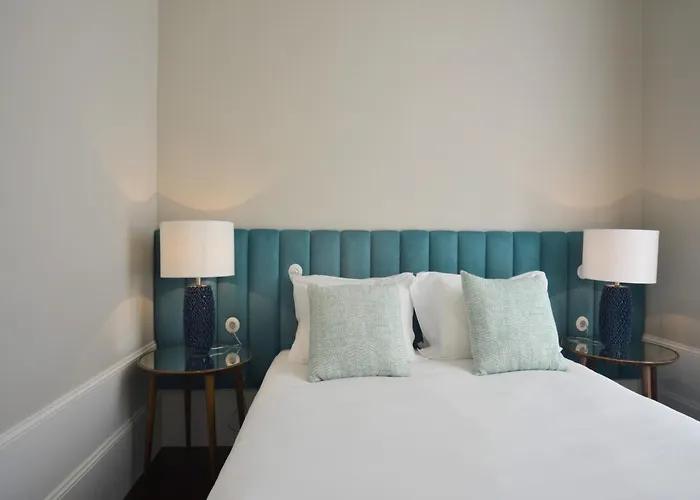 Modern And Cozy In Oporto